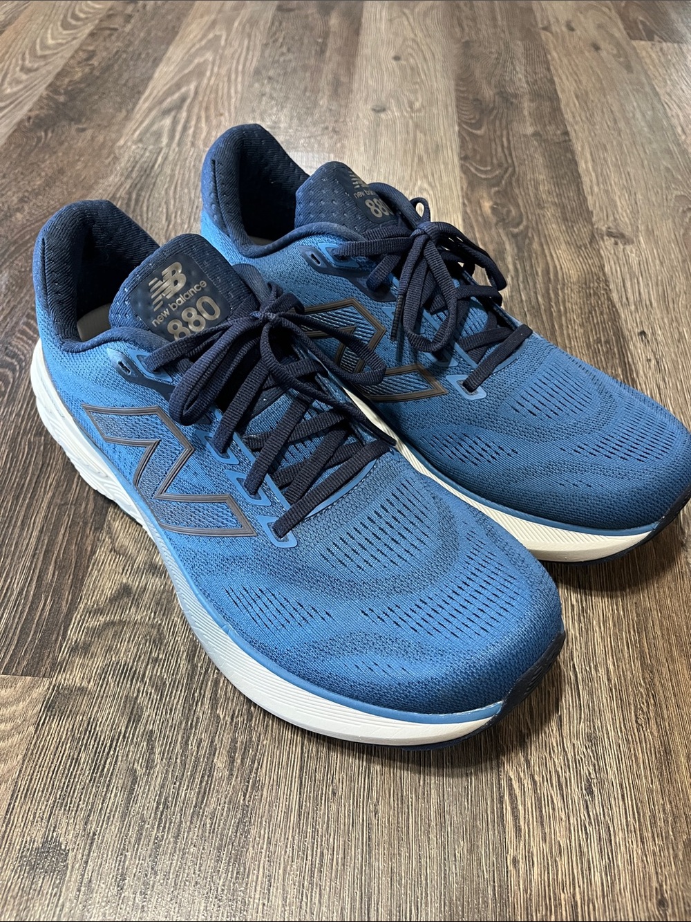 New Balance Men's Athletic Running Shoes in Blue with Navy Accents